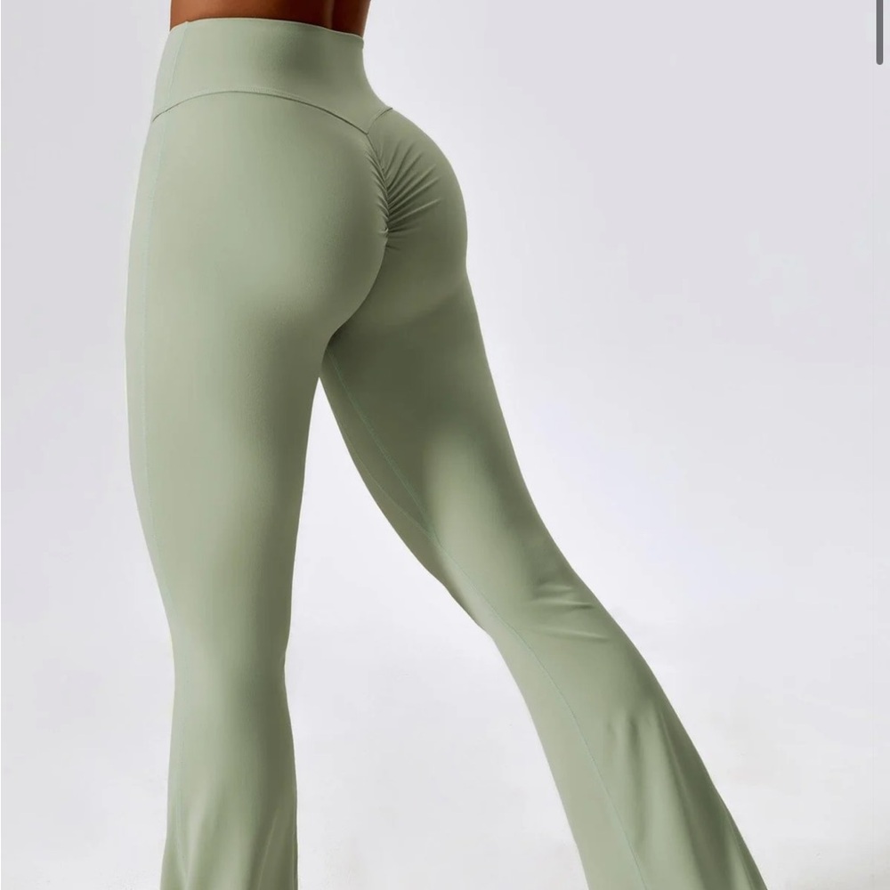 Haven Flare Leggings - Pistachio - Picture 5 of 7